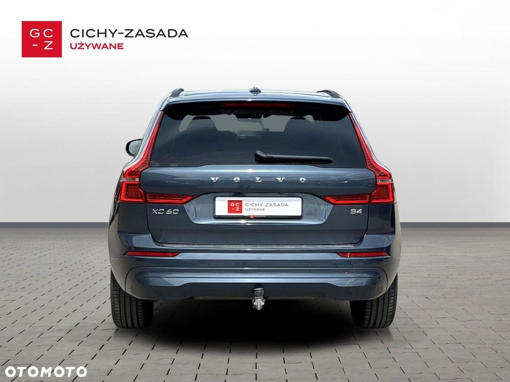 Volvo XC 60 B4 B Momentum - 5