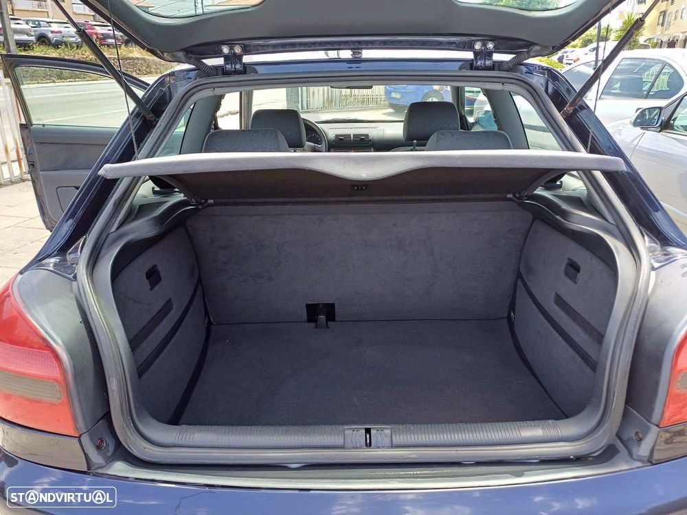 Audi A3 1.6 Ambition - 8