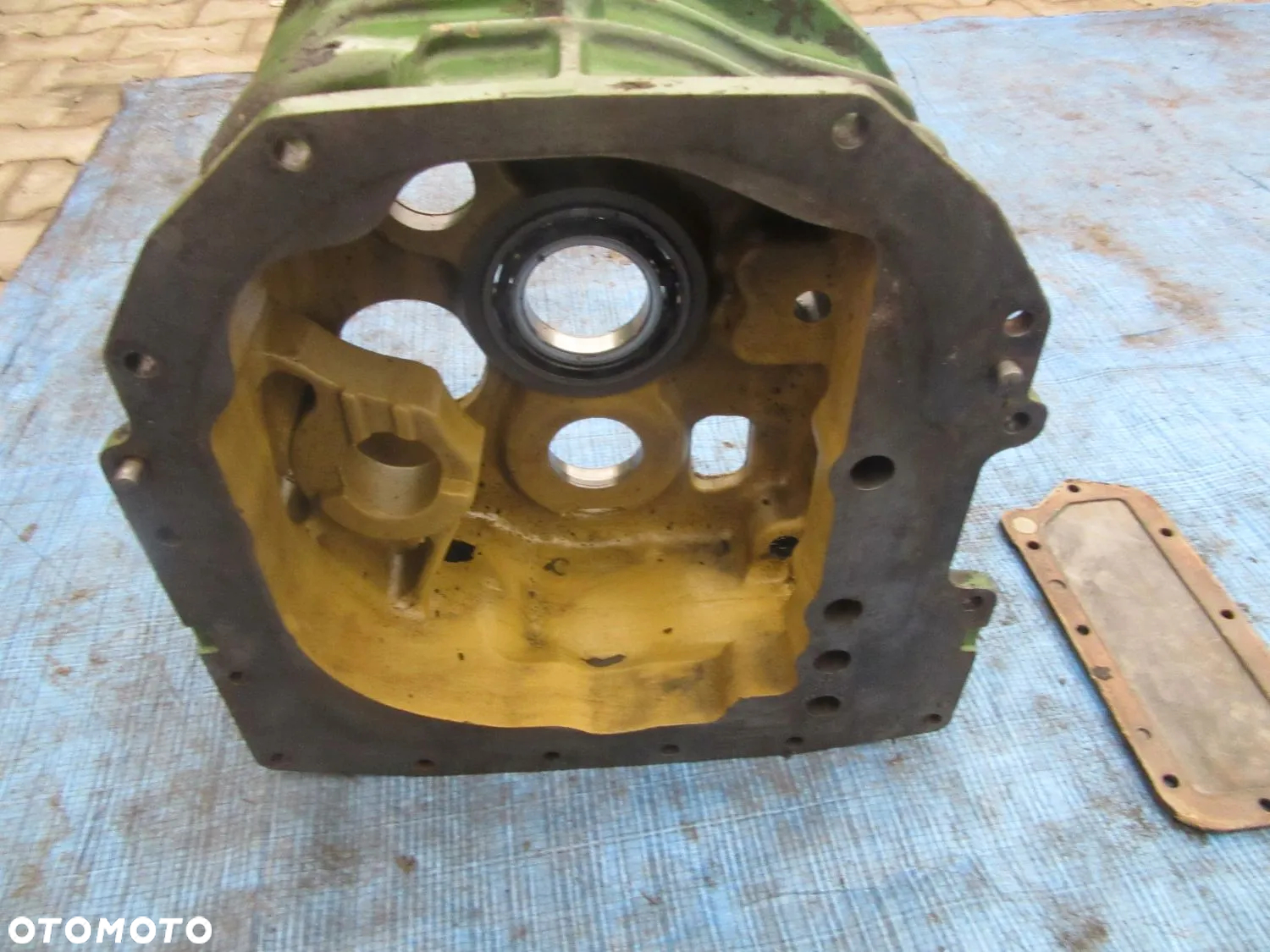 Obudowa pełzacza skrzyni PowerQuad John Deere 6100 6200 6300 6400 - 3