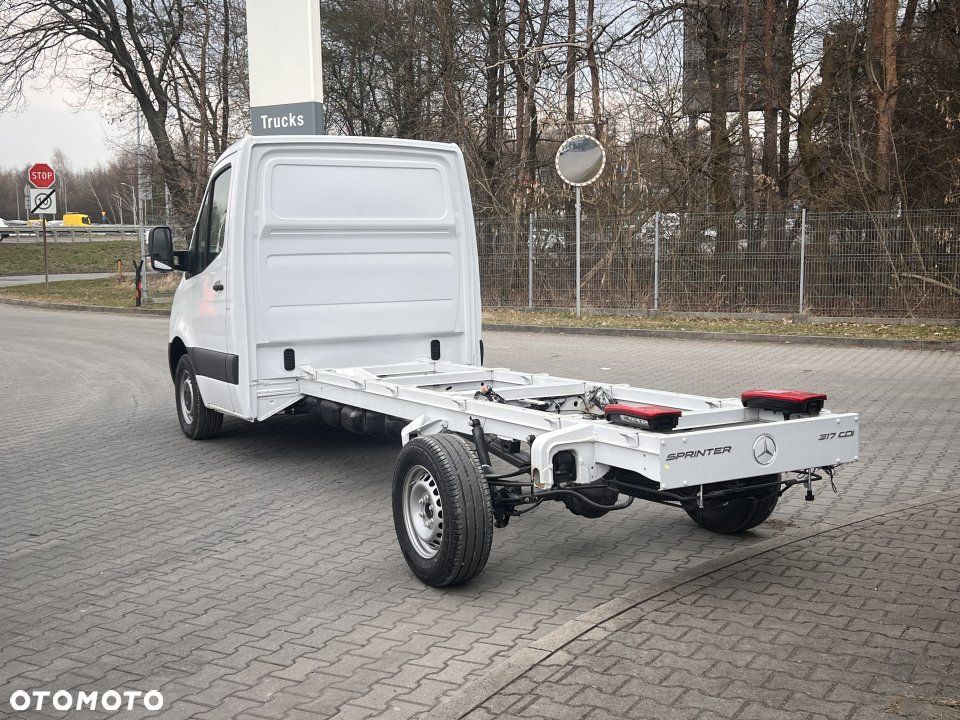 Nowy Mercedes-Benz Sprinter 2025 - 198 560,13 PLN, 1 km - Otomoto.pl
