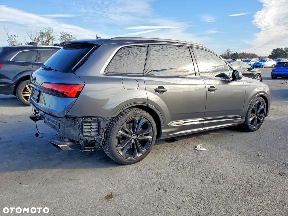 Audi Q7 - 4