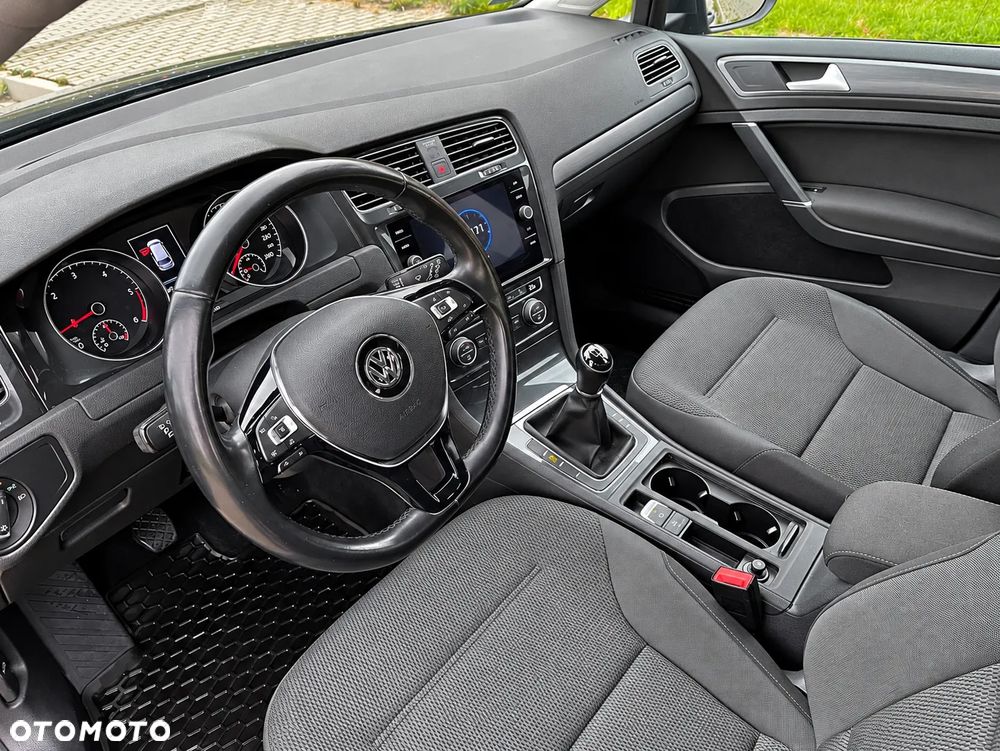 Volkswagen Golf 1.6 TDI BMT Comfortline - 9