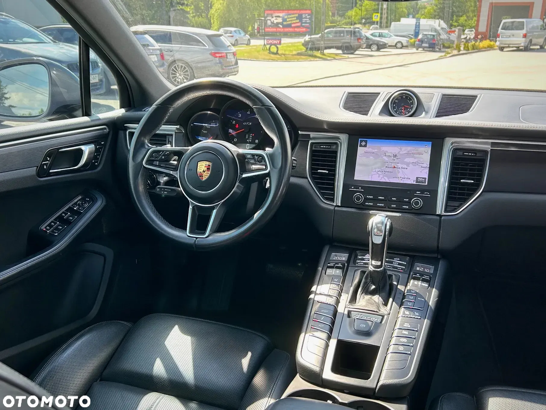 Porsche Macan GTS PDK - 17