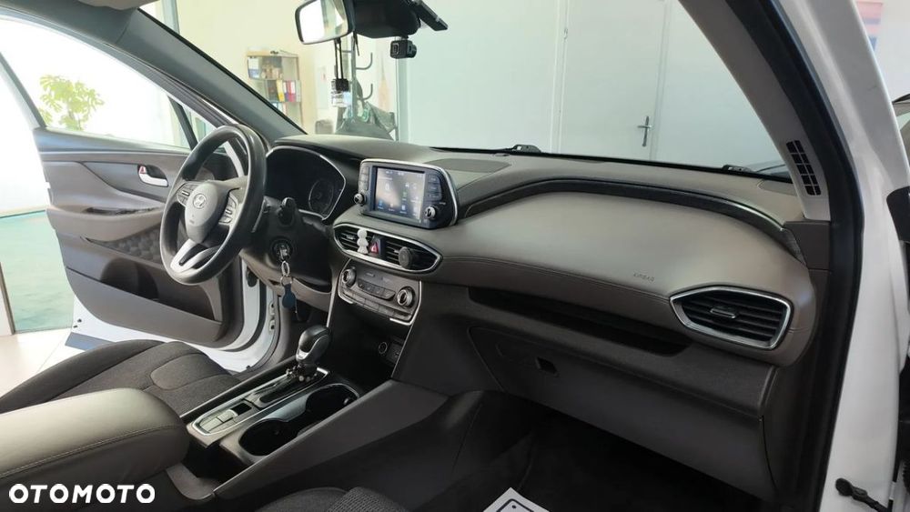 Hyundai Santa Fe - 32