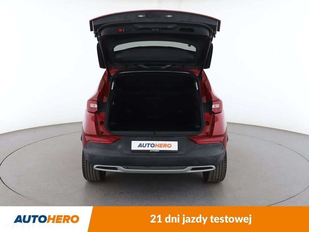 Opel Grandland X 1.2 T Enjoy S&S - 16