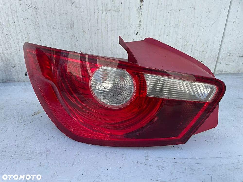 LAMPA LEWY TYŁ SEAT IBIZA IV 3D 6J3945095D - 1