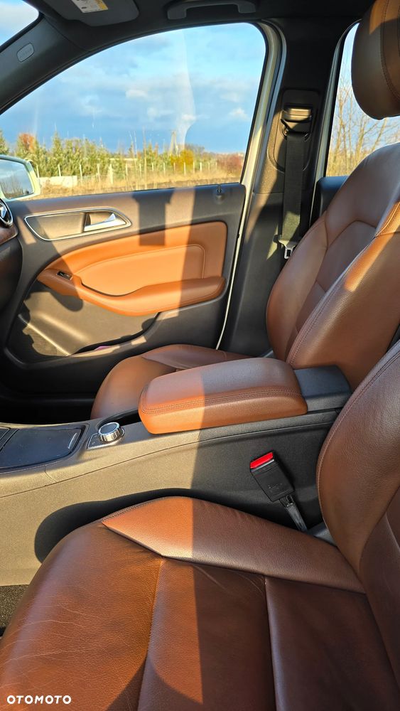 Mercedes-Benz Klasa B - 16