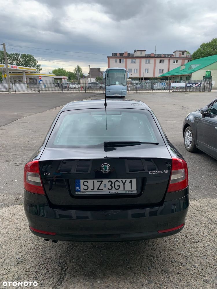 Skoda Octavia 1.4 TSI Ambiente - 6