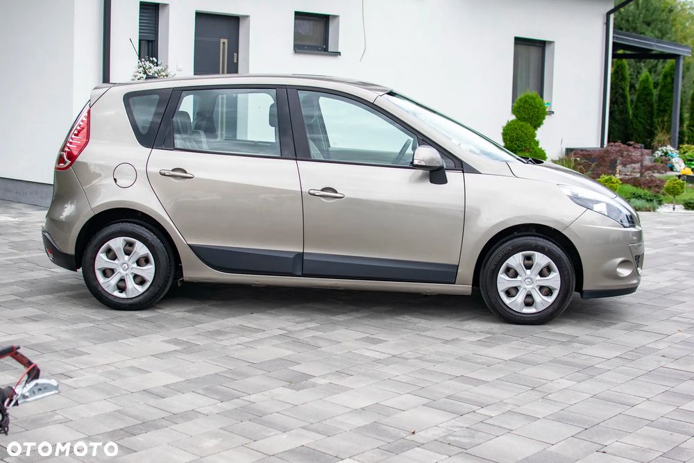 Renault Scenic - 14
