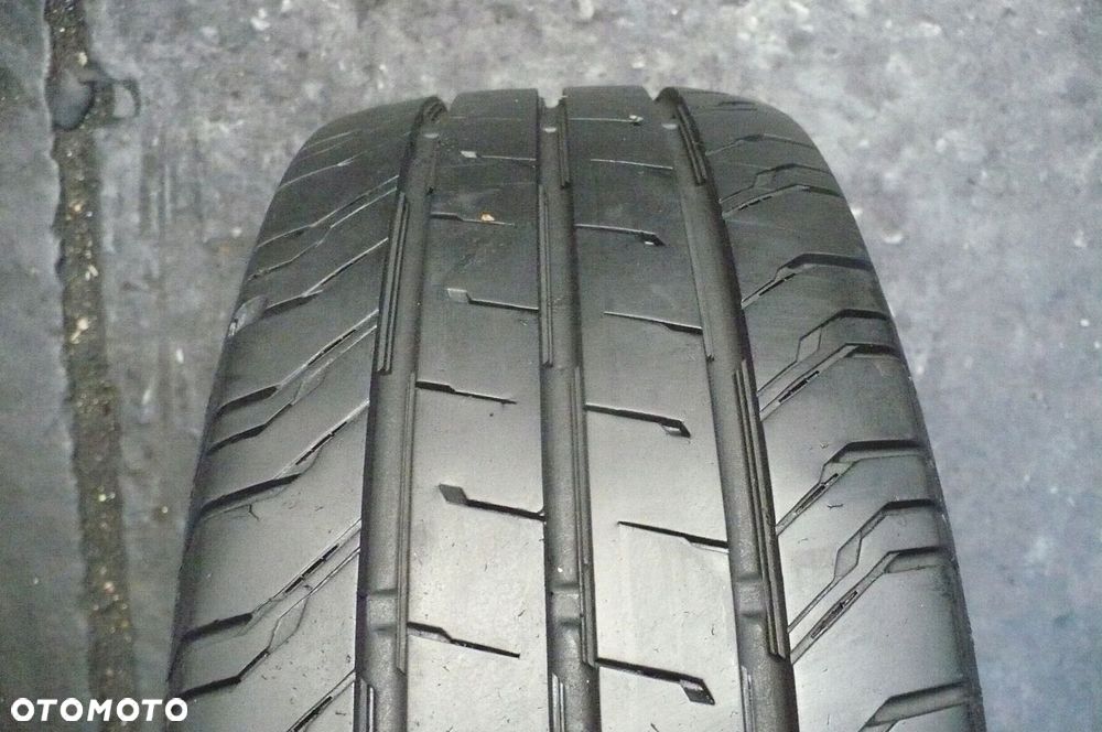 2x CONTINENTAL VanContact 200 205/65R16C 7,1mm 7,8mm 2023 - 2