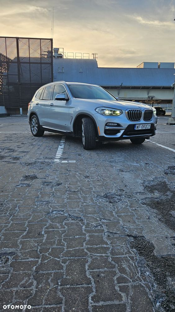 BMW X3 xDrive30i Luxury Line - 14