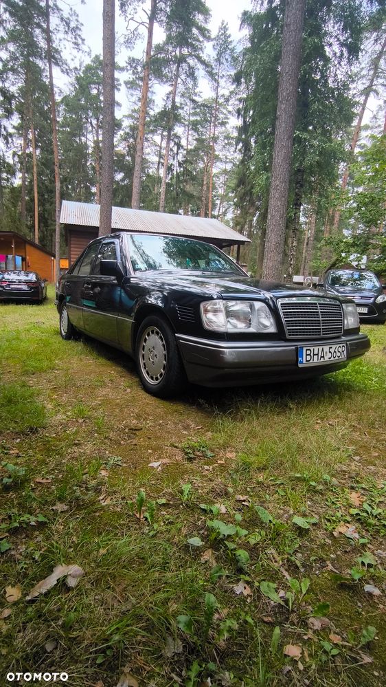 Mercedes-Benz Klasa E 250 D Elegance - 4