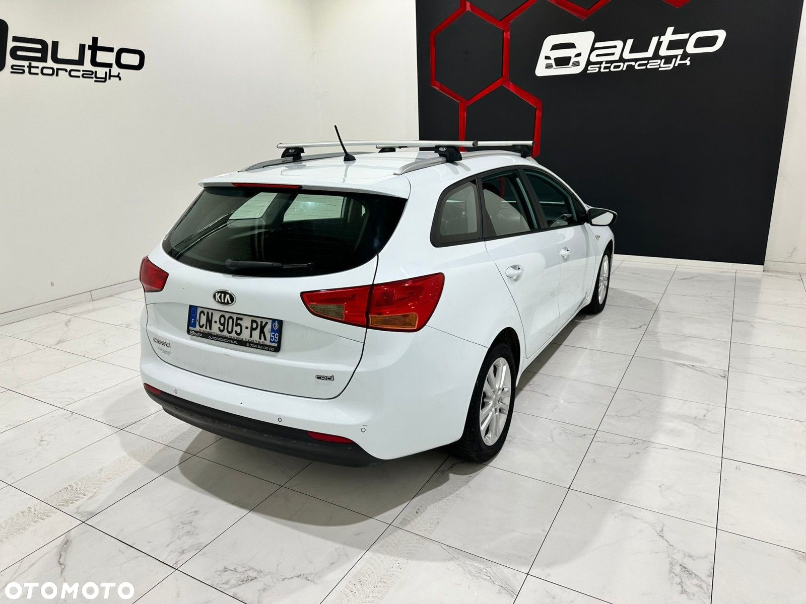 Kia Ceed - 9