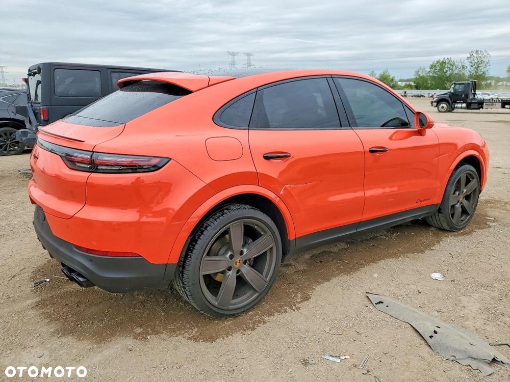 Porsche Cayenne Standard - 4