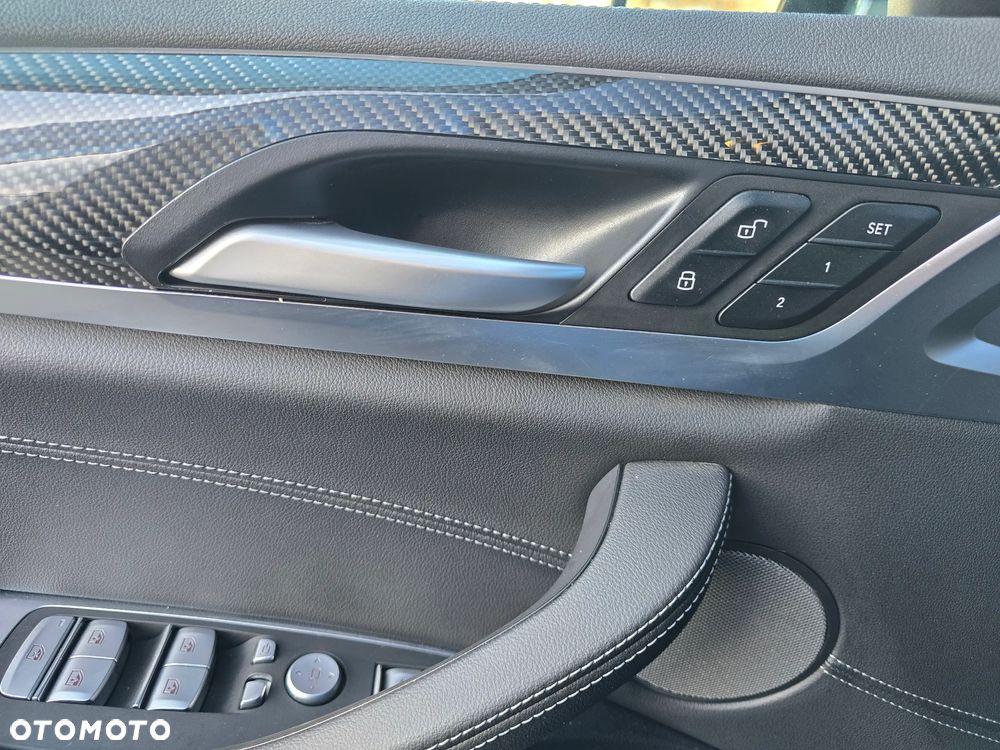 BMW X3 xM50 mHEV - 36