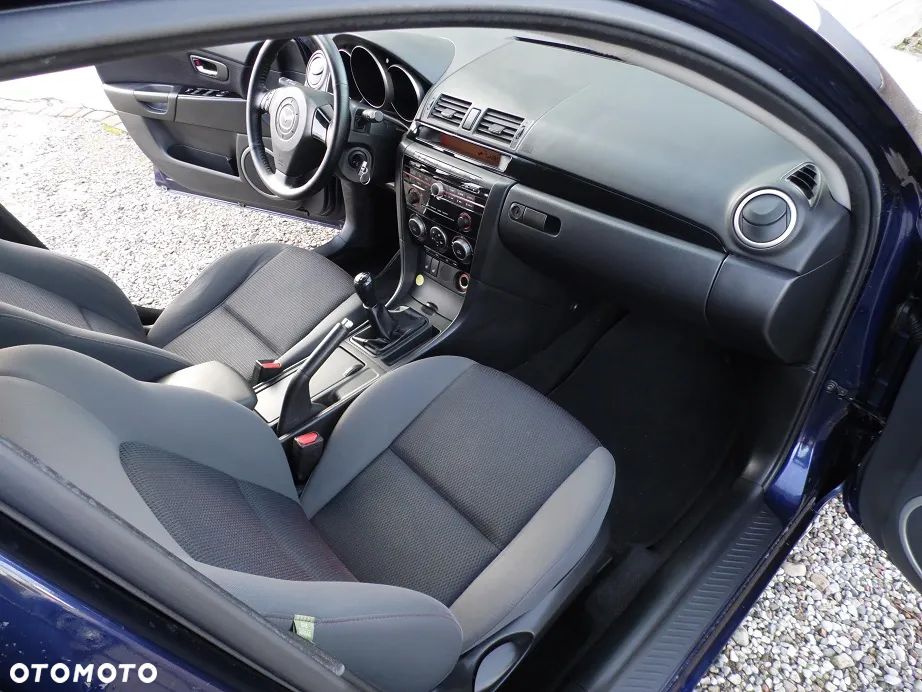 Mazda 3 1.6 Sport Active - 10