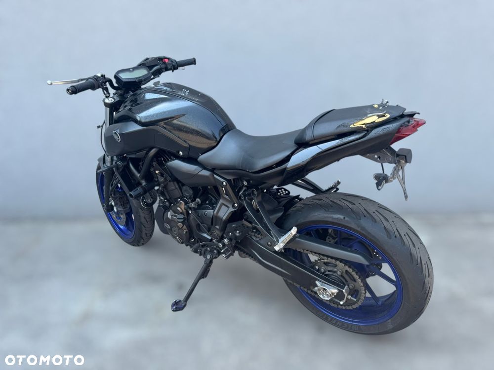 Yamaha MT - 4