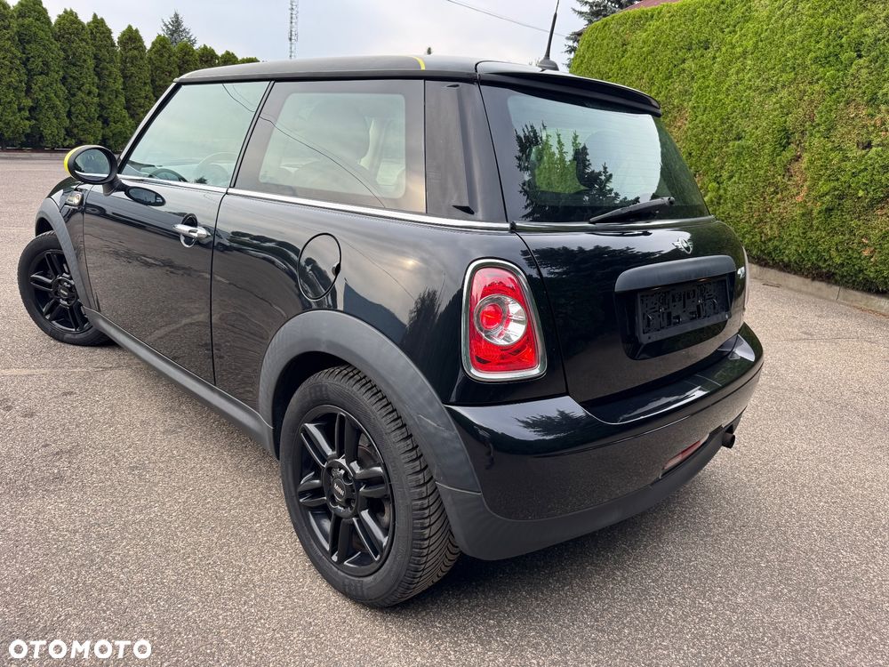 MINI ONE Highgate - 6