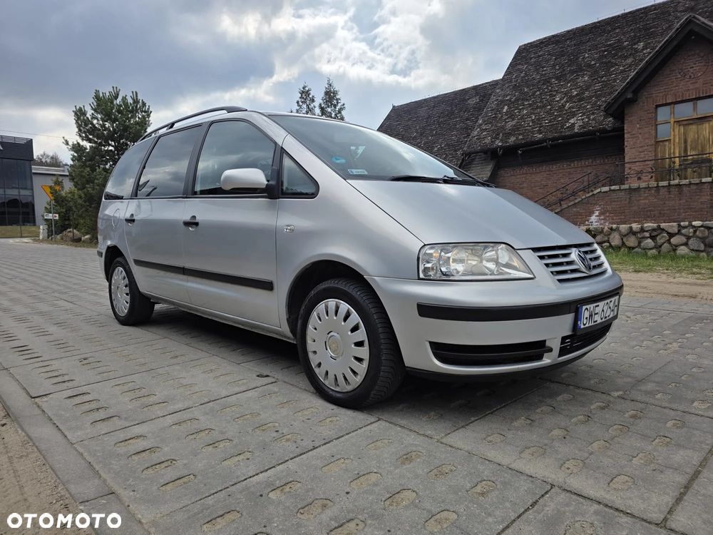 Volkswagen Sharan 1.9 TDI Basis - 2