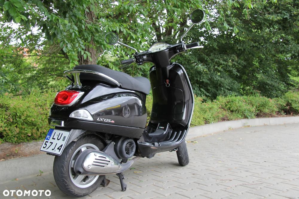 Piaggio Vespa - 26