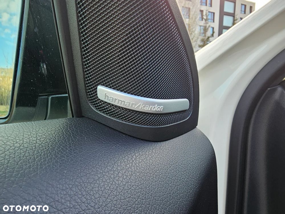 Mercedes-Benz GLA 200 7G-DCT AMG Line - 40