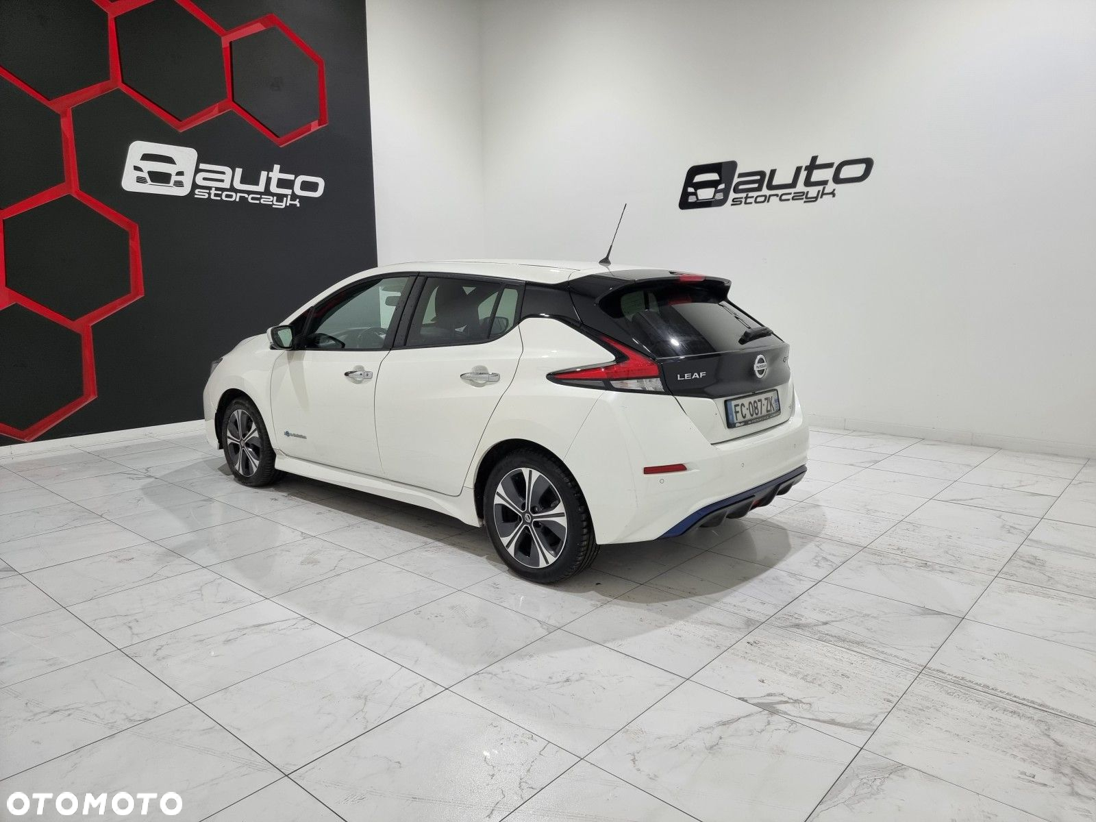 Nissan Leaf - 7
