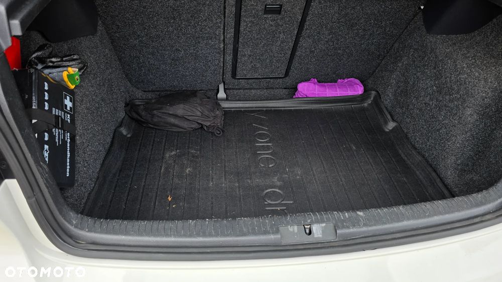 Volkswagen Golf 1.4 MATCH - 15