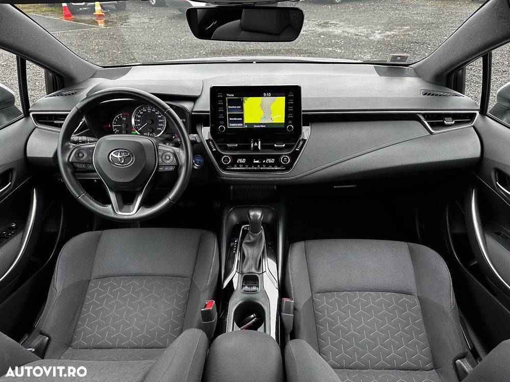 Toyota Corolla 1.8 Hybrid Comfort - 8