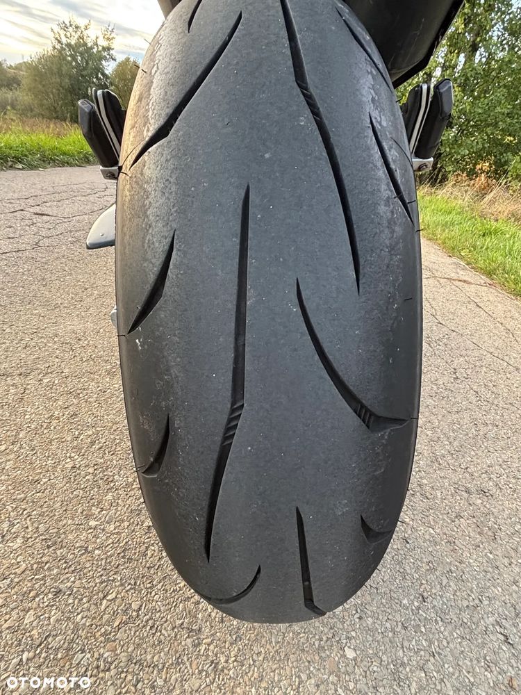 Honda Hornet - 4