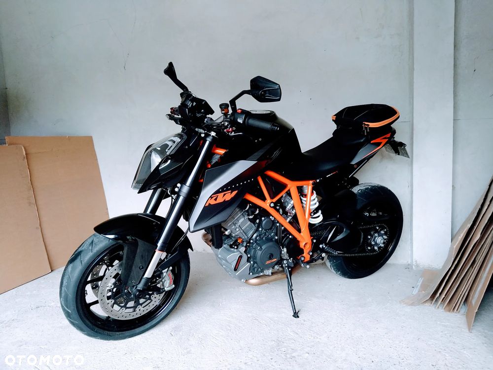 KTM Super Duke - 4