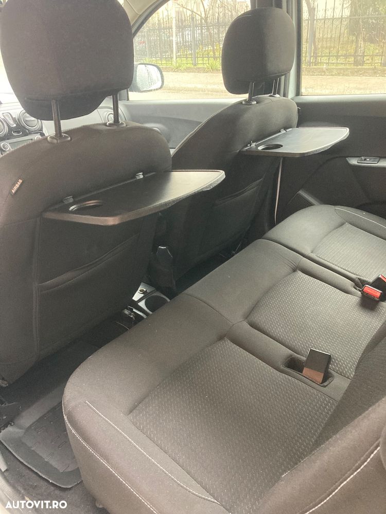 Dacia Lodgy 1.5 Blue dCi Laureate - 13