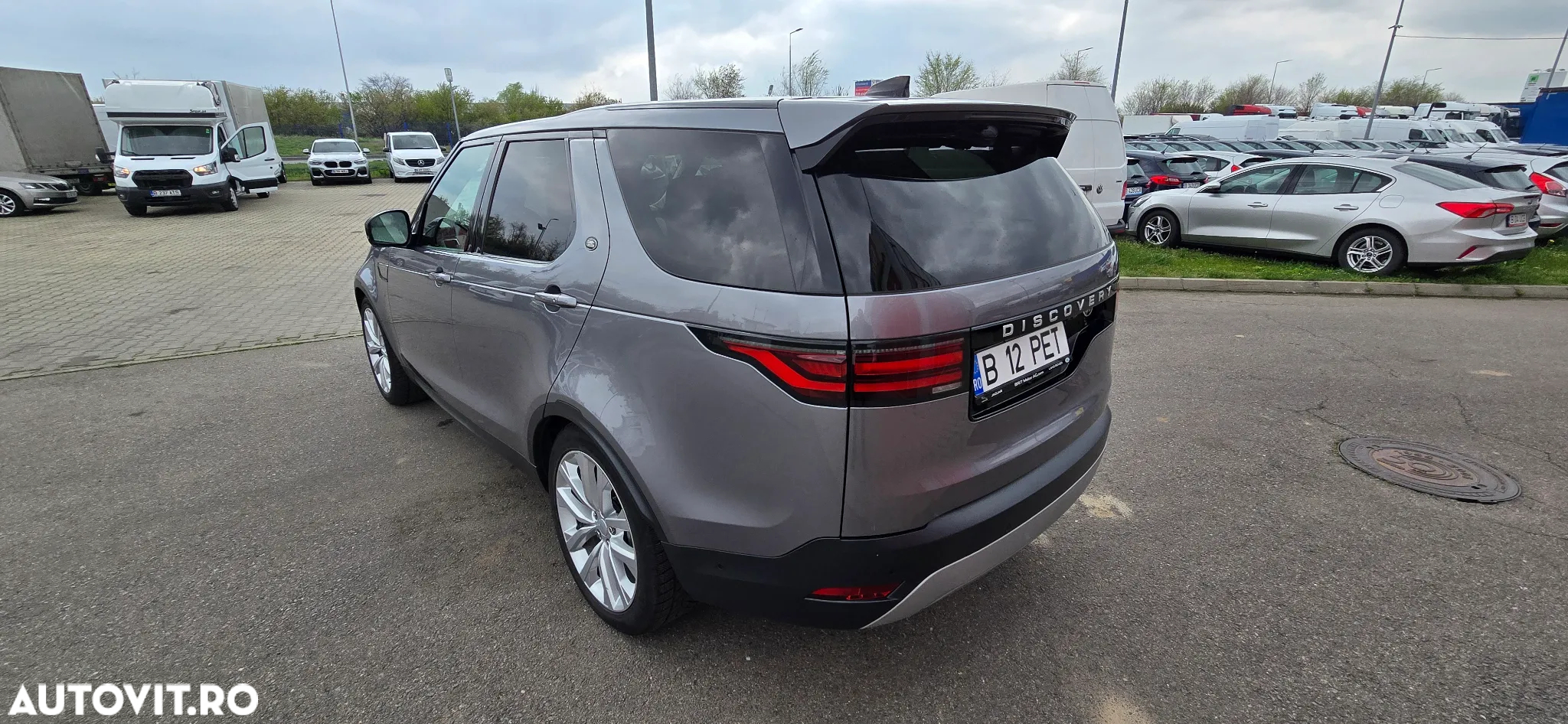 Land Rover Discovery 3.0 D250 MHEV SE - 5