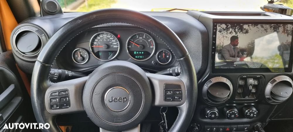 Jeep Wrangler - 9