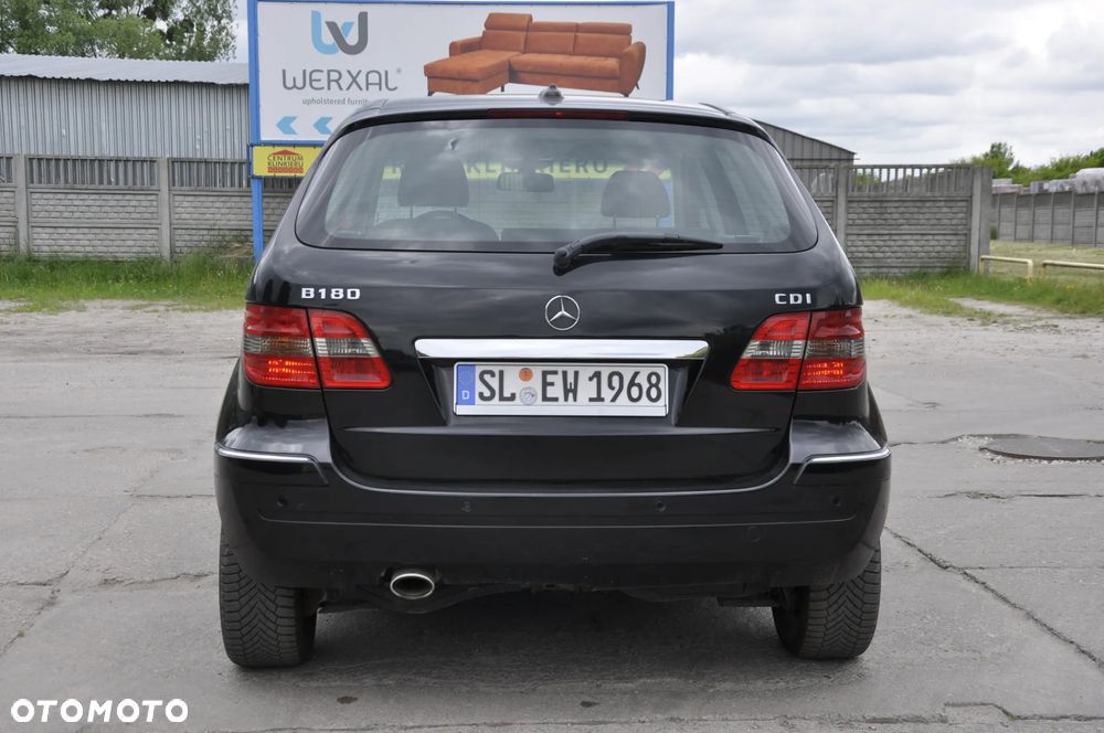 Mercedes-Benz Klasa B 180 CDI Autotronic - 14