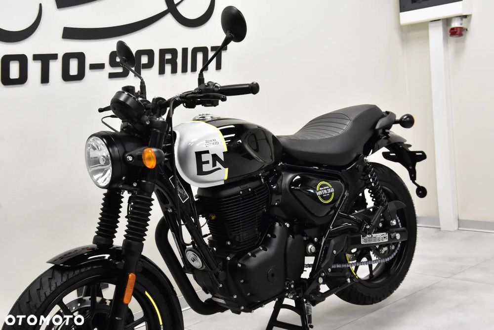 Royal Enfield HNTR - 13