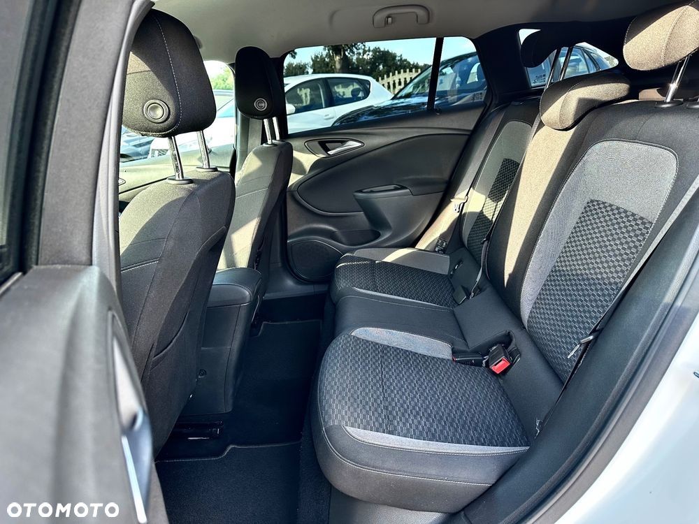 Opel Astra 1.5 D Start/Stop Elegance - 12
