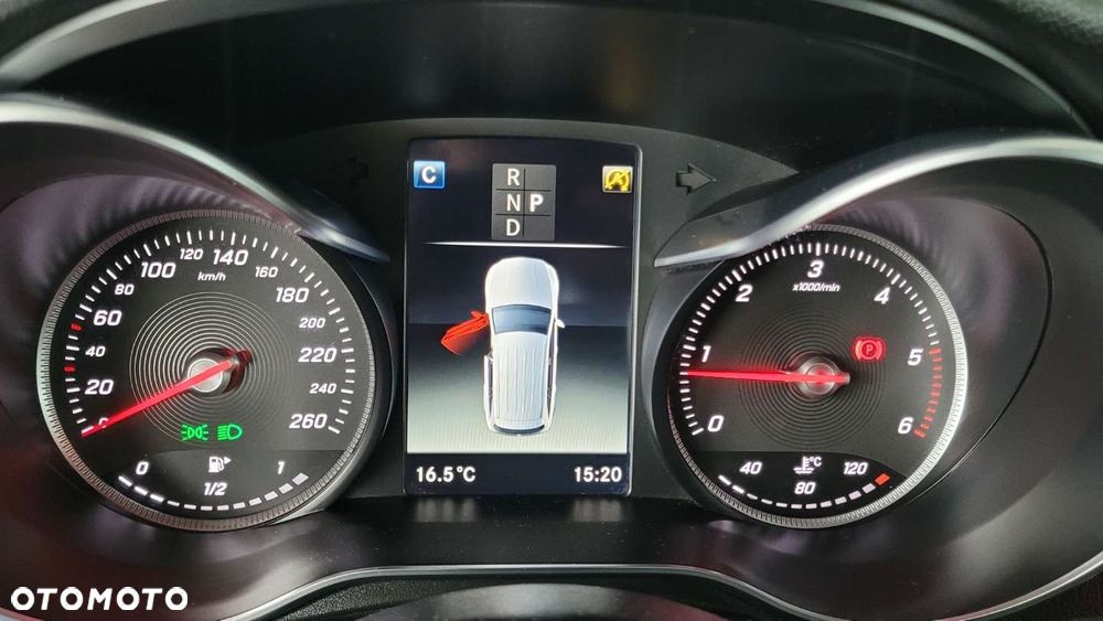 Mercedes-Benz GLC - 24