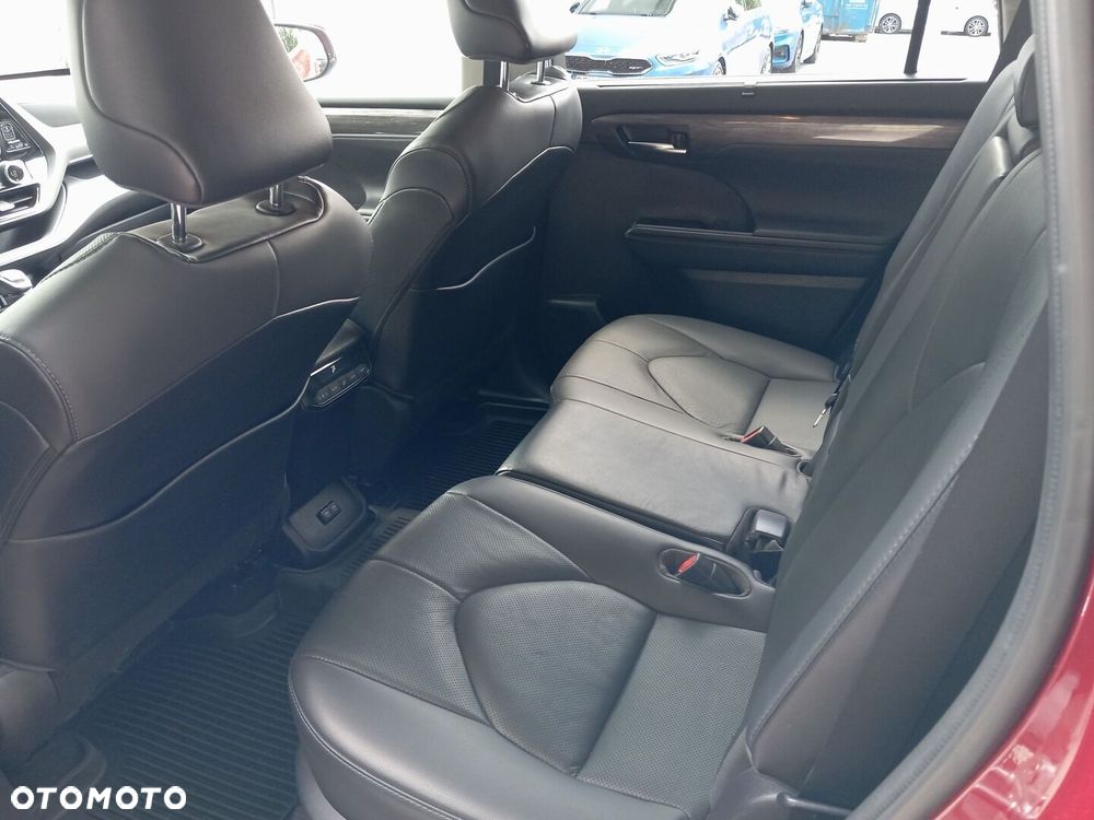 Toyota Highlander - 11