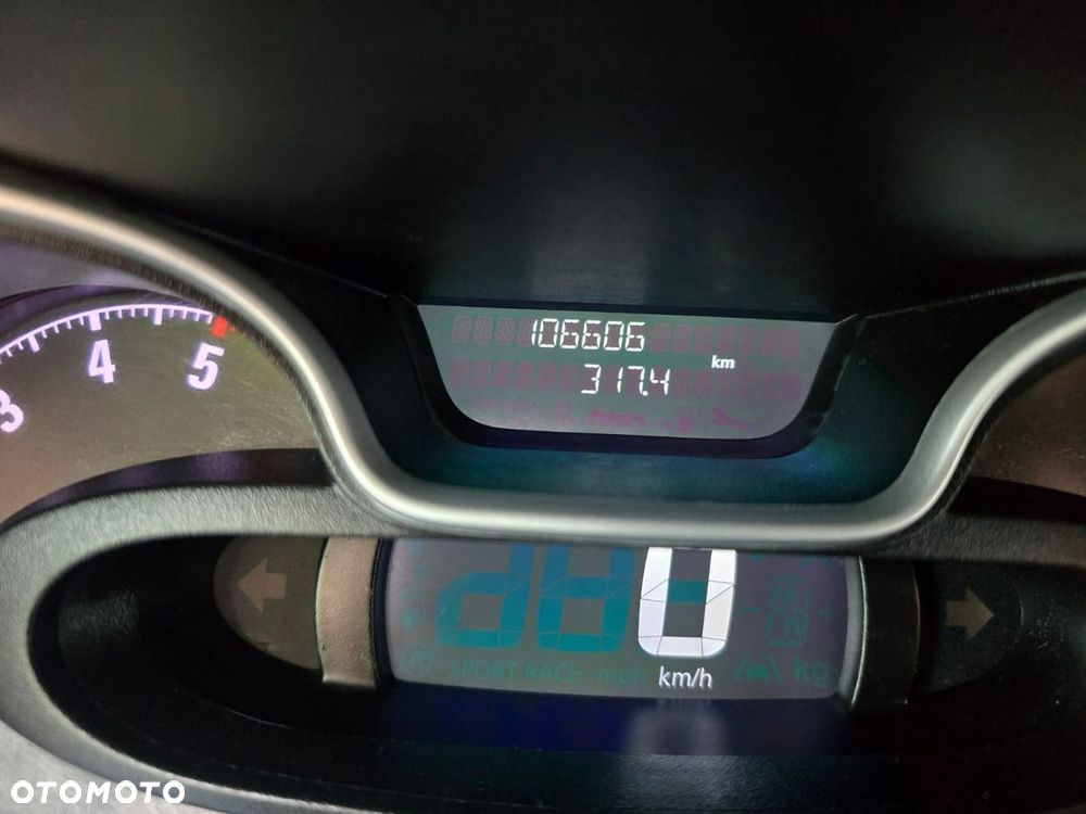 Renault Trafic - 14