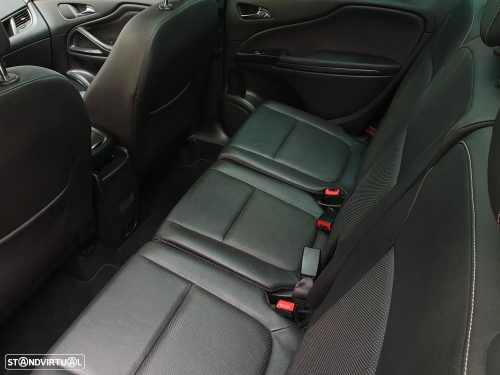 Opel Zafira 1.6 CDTi Executive - 9