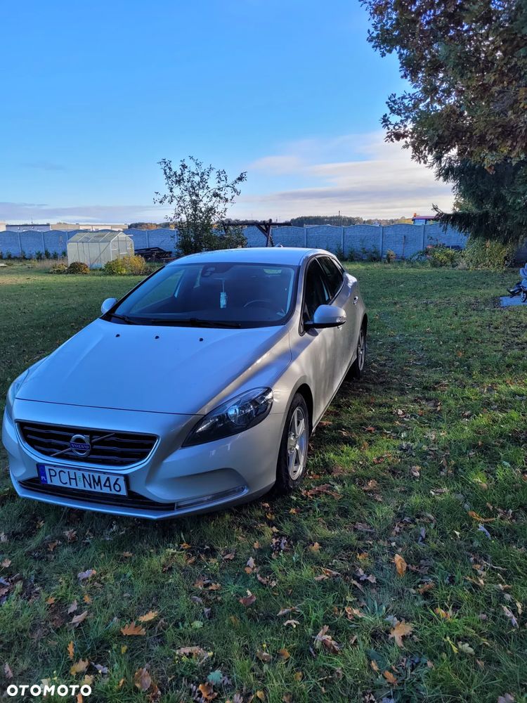 Volvo V40 D2 - 4