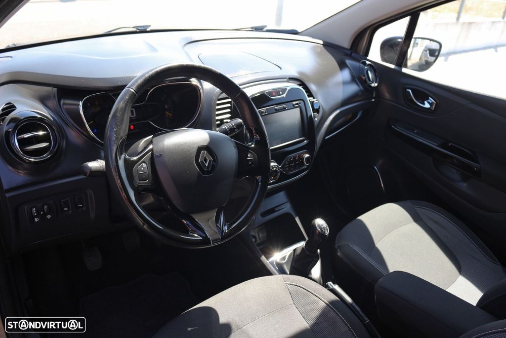 Renault Captur 1.5 dCi Exclusive - 24