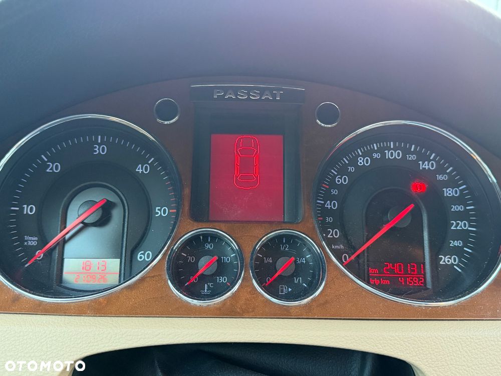 Volkswagen Passat 2.0 TDI Highline DSG - 19