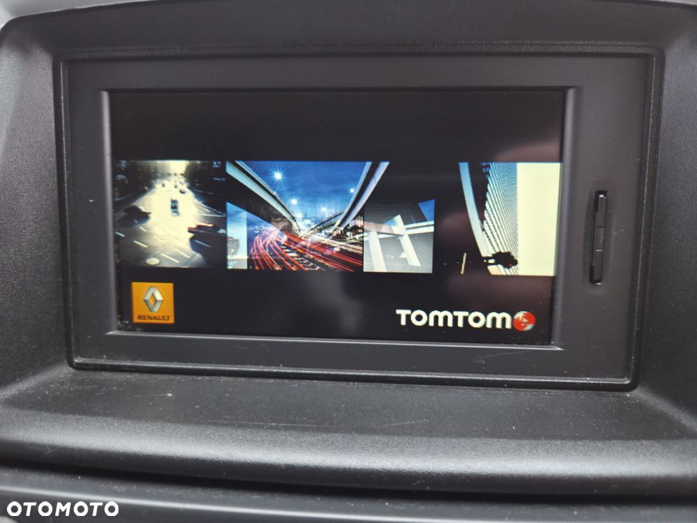 Renault TRAFIC LONG KLIMA TEMPOMAT ORYGINAŁ LAKIER I PRZEBIEG - 11