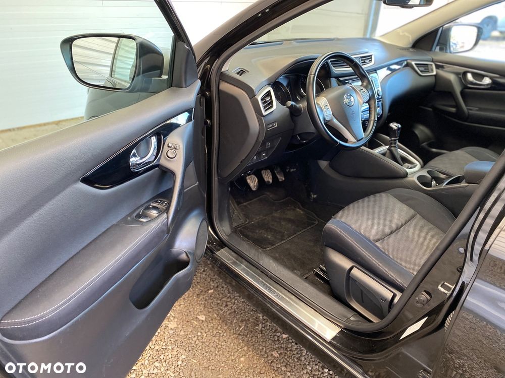 Nissan Qashqai 1.5 dCi Tekna - 8