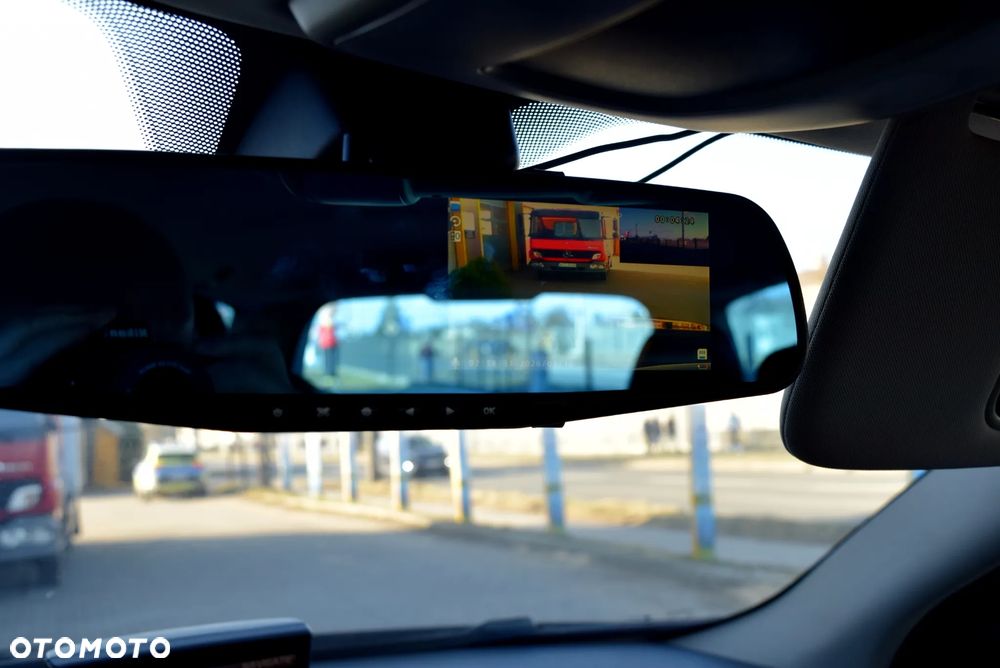 Volvo V70 D5 DPF Summum - 16