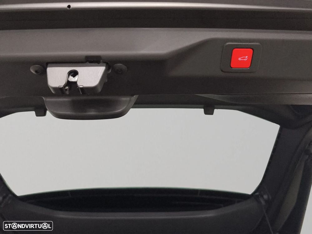 Peugeot 3008 1.2 Hybrid GT e-DCS6 - 27