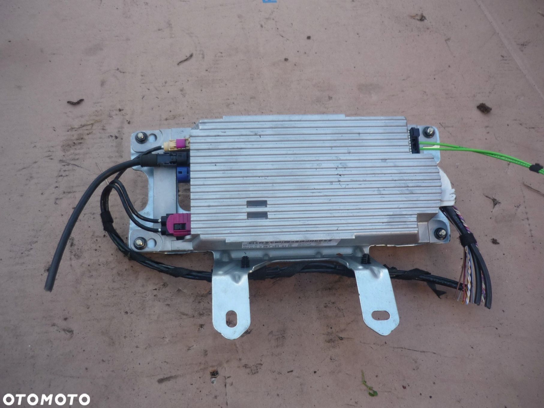 BMW F30 F31 F10 MODUŁ COMBOX GPS BLUETOOTH 9257151 - 1