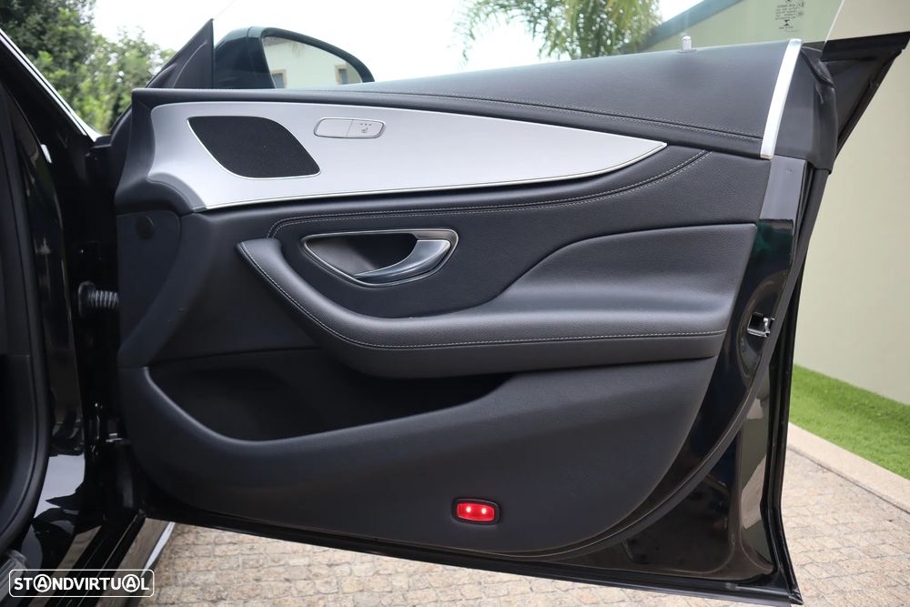 Mercedes-Benz CLS 300 d 9G-TRONIC AMG Line - 28