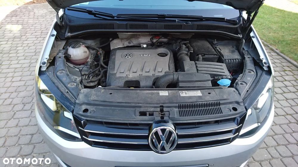 Volkswagen Sharan 2.0 TDI Comfortline DSG - 12